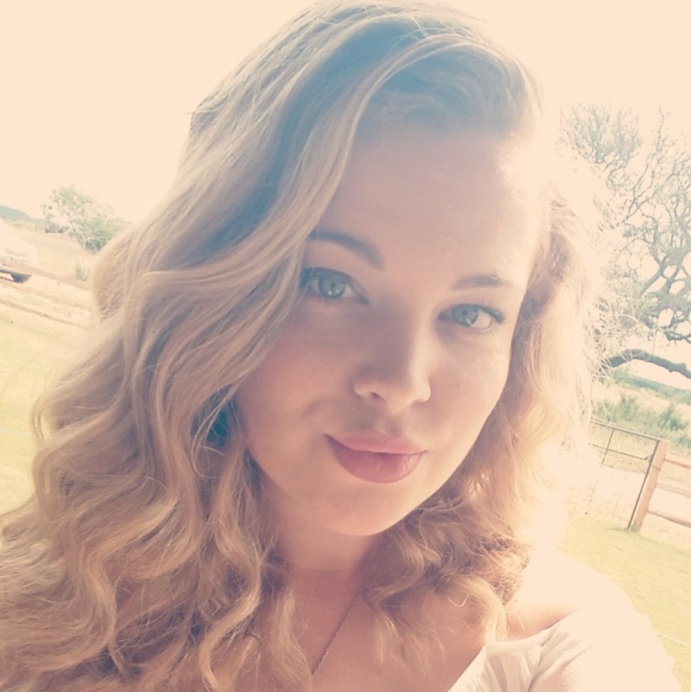 Meet your Posher, Christina